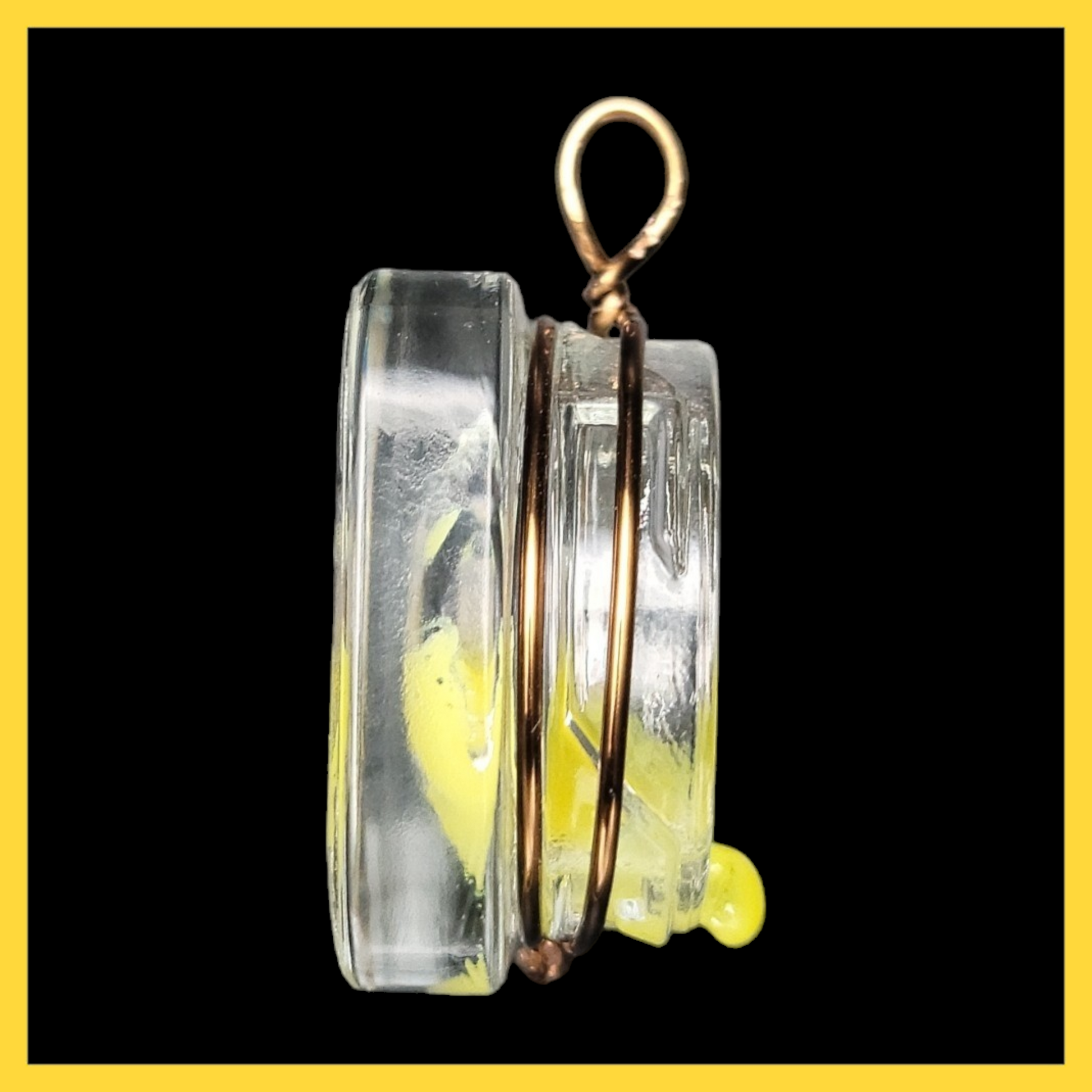 Small Sugar Sauce Dab Pendant (Drippy) image 3