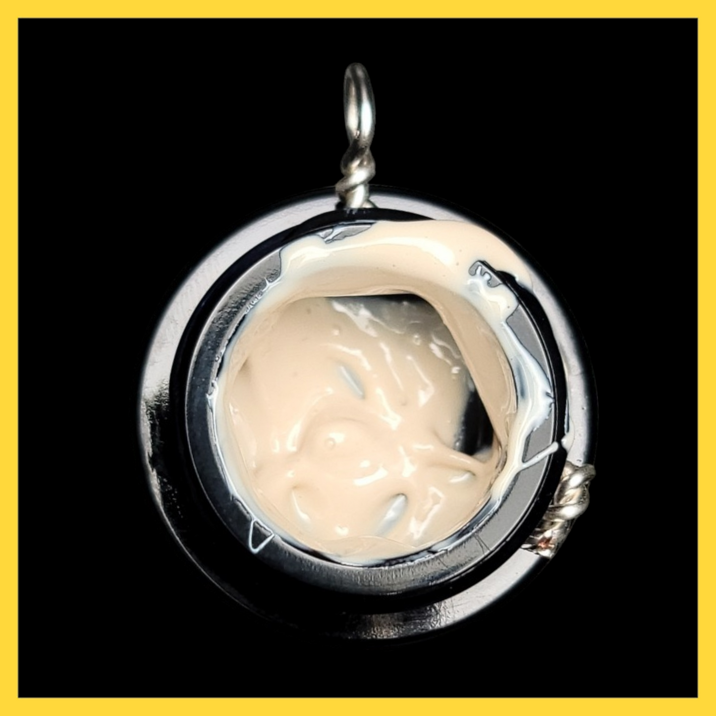 Small Hash Rosin Dab Pendant (Messy) image 0