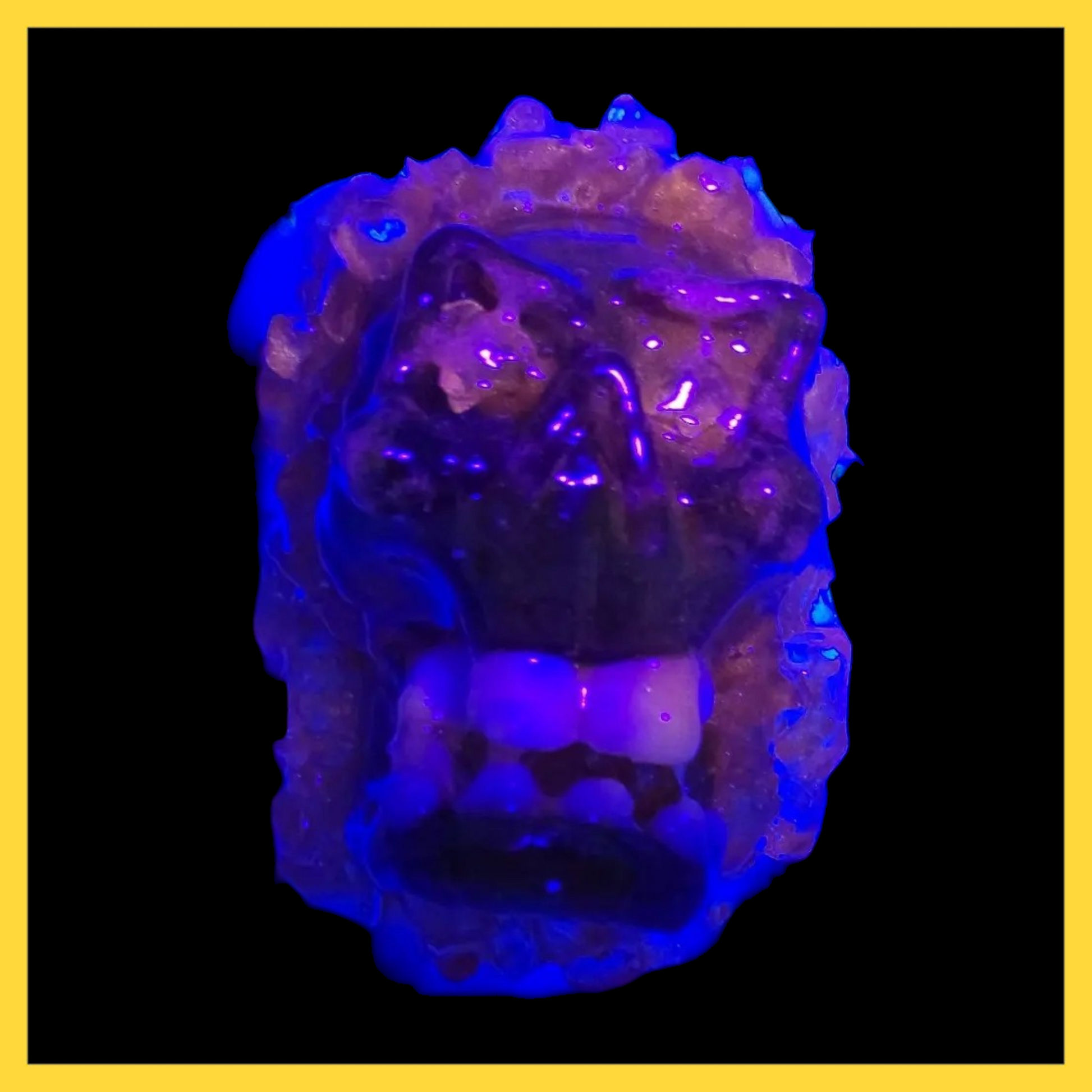 DabHeadz Diamond Drip Pendant (UV REACTIVE) image 5